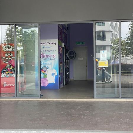 Bangi Almyra Suite Buitenkant foto