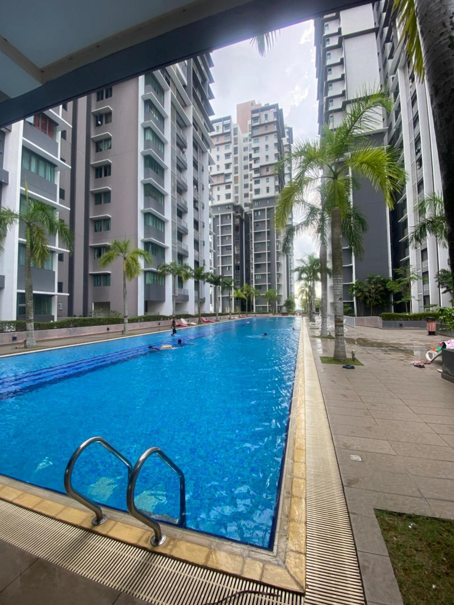 Bangi Almyra Suite Buitenkant foto