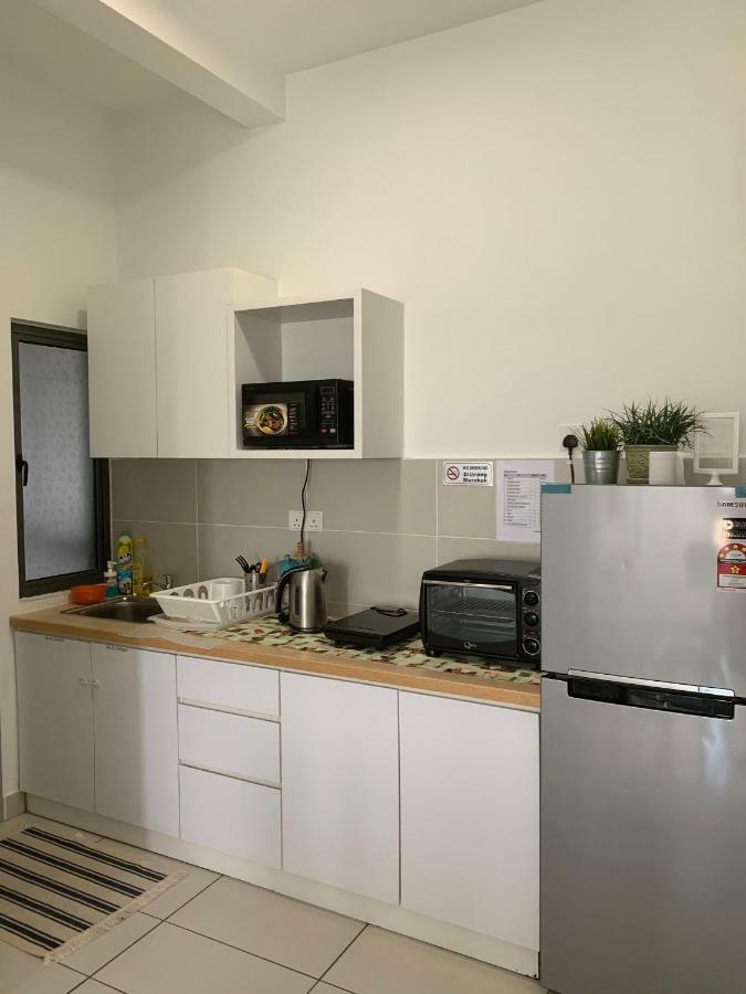 Bangi Almyra Suite Buitenkant foto