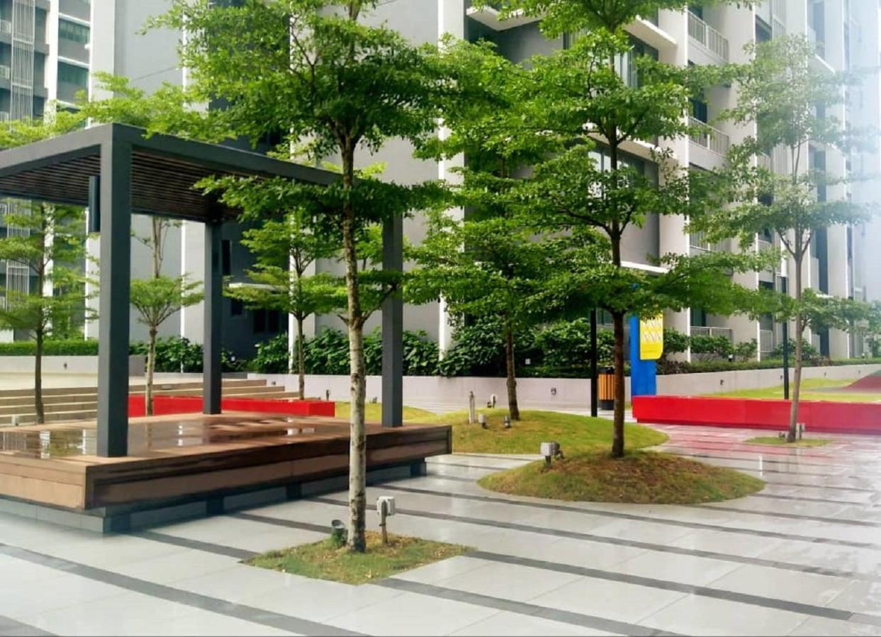 Bangi Almyra Suite Buitenkant foto